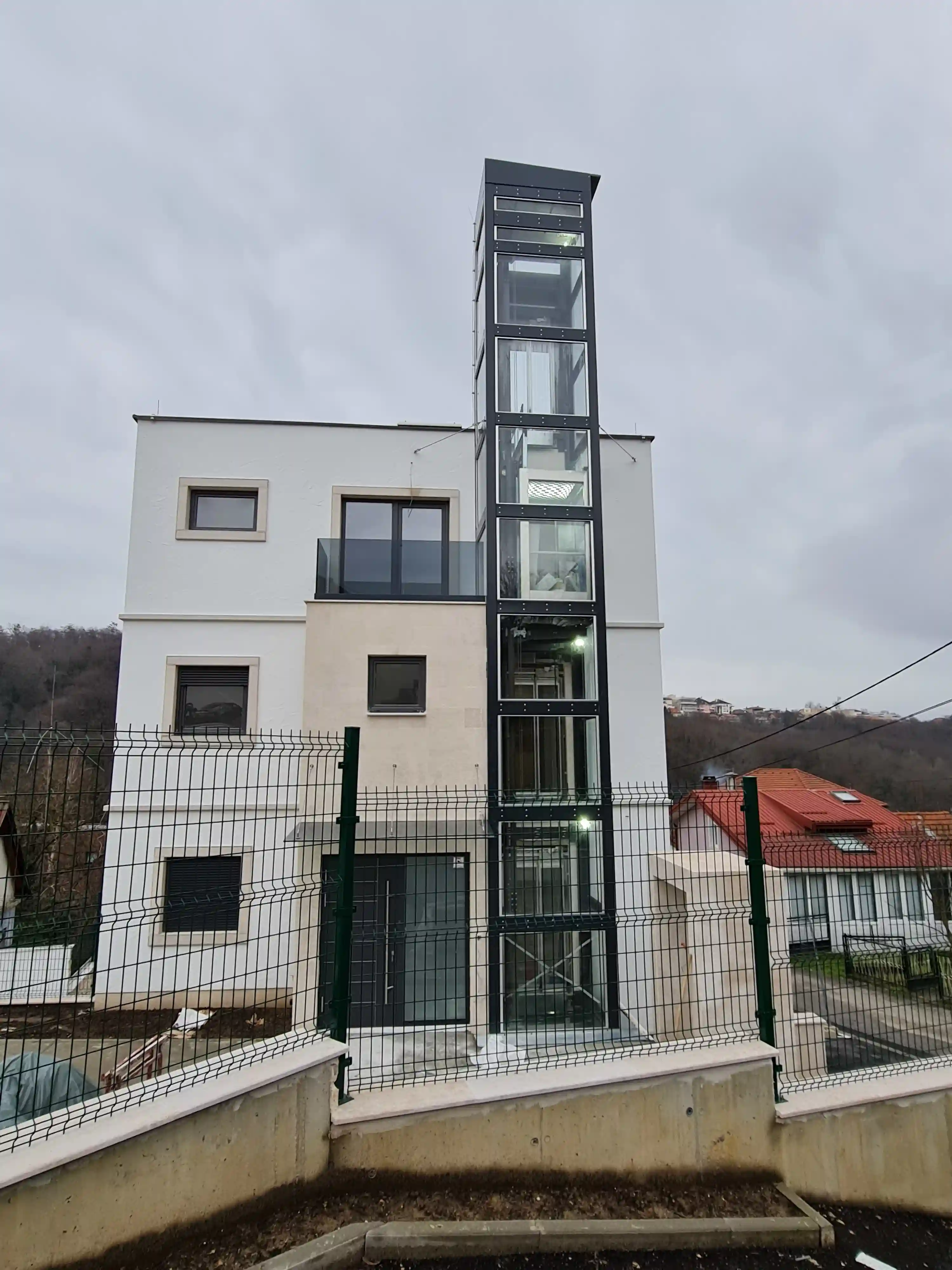 Vila Kastelan, Podfuščak